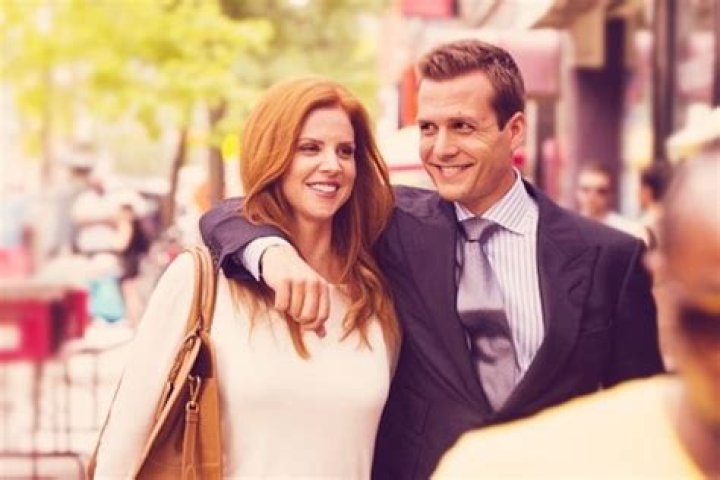Gabriel Macht And Sarah Rafferty