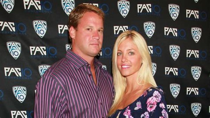 Lane Kiffin- Net Worth, Wife, Marriage, Height ·